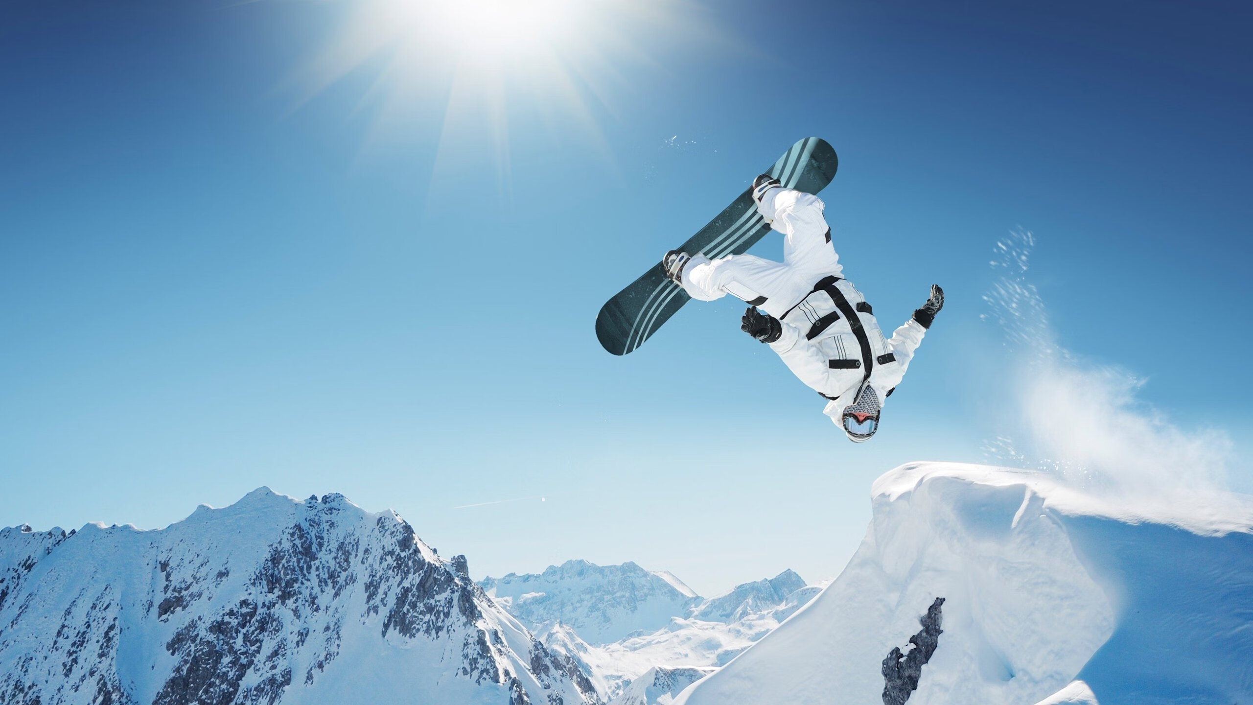 中国游泳队闪耀国际泳联世锦赛，斩获多枚金牌创历史佳绩