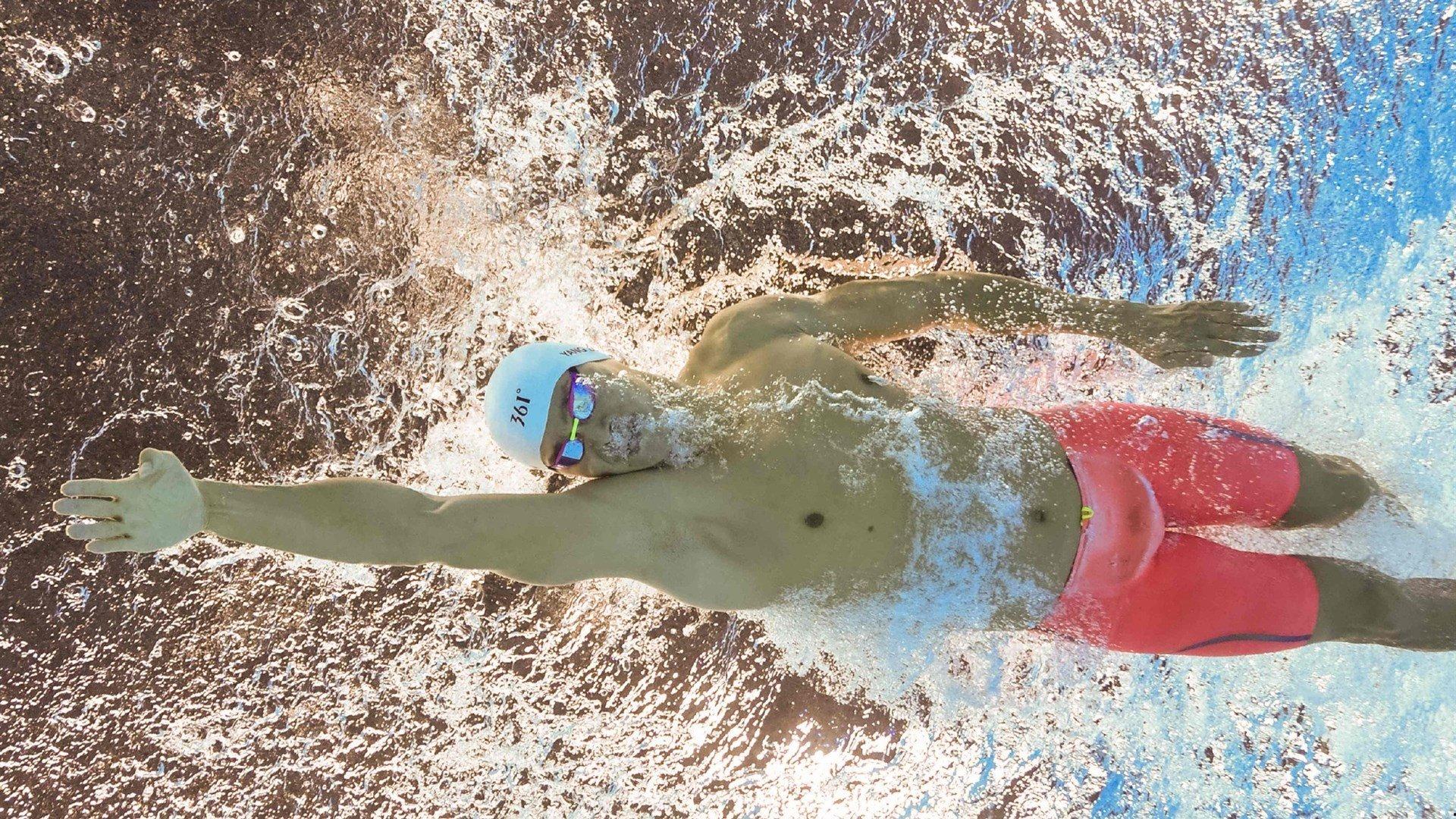 姆巴佩巴黎首训引轰动 温格意外登顶社交热搜